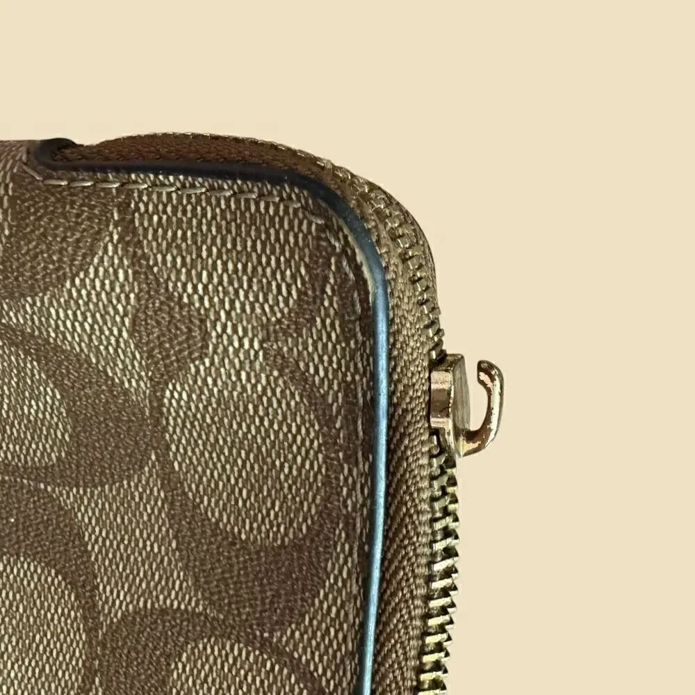 Coach Zip-Top Brown/Black Signature Wallet